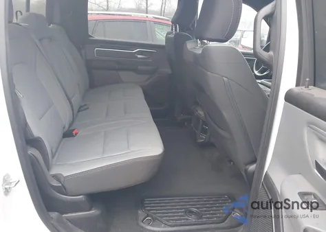 2023 Ram 1500 Big Horn 4X4 5'7 Box из США, поврежденный, VIN 1C6RRFFG9PN518973